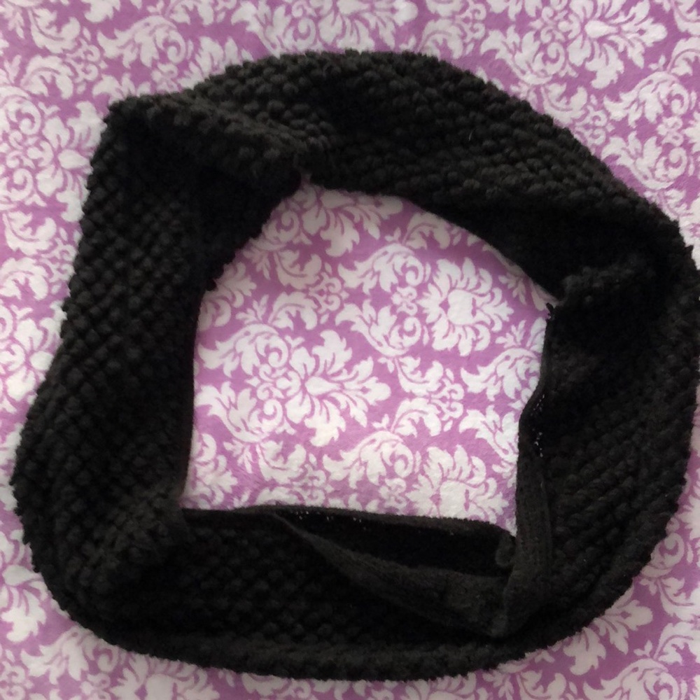 Black scarf
